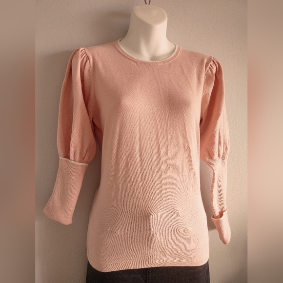 Riley & Rae small peach sweater - Picture 4 of 4